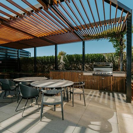 Skyone Lux 2Bed Room Aprt In Boxhill With Car Park Box Hill Bagian luar foto