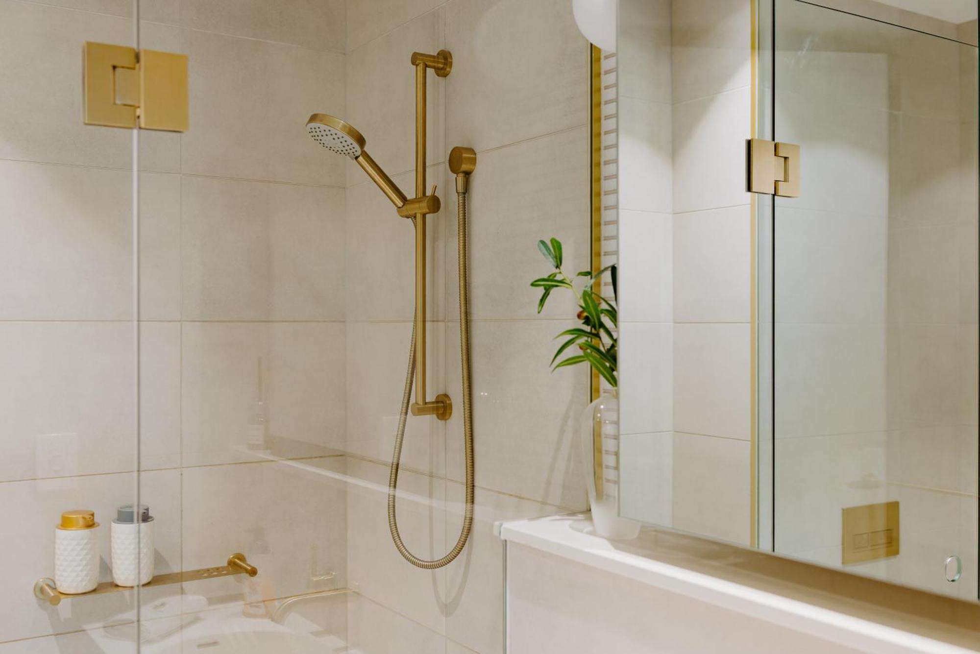 Skyone Lux 2Bed Room Aprt In Boxhill With Car Park Box Hill Bagian luar foto