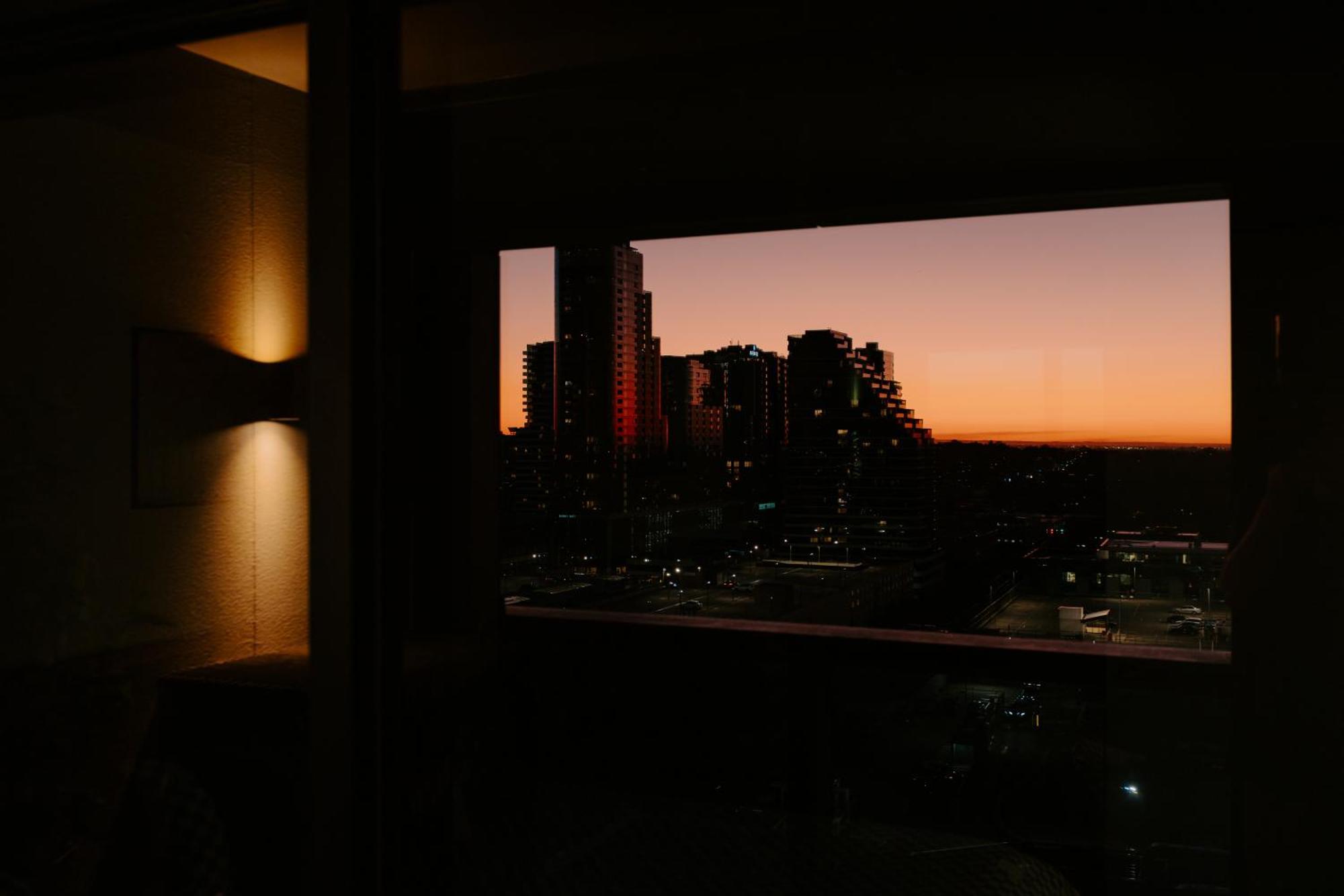 Skyone Lux 2Bed Room Aprt In Boxhill With Car Park Box Hill Bagian luar foto